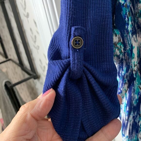 Bit & Bridle Size 2X pull over scoop neck 1/4 button top - Picture 5 of 9